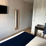 Contact Des Etats-unis Hotel 3*