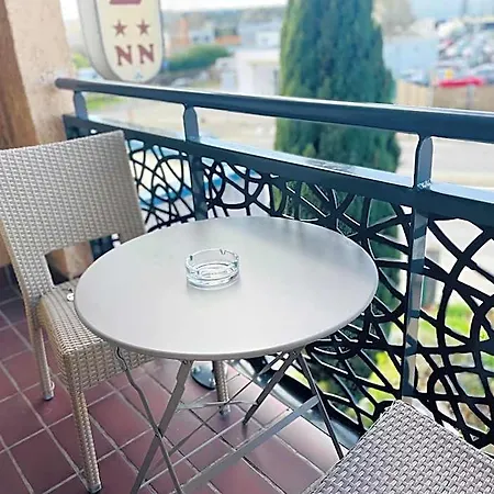 Contact Des Etats-unis Hotel